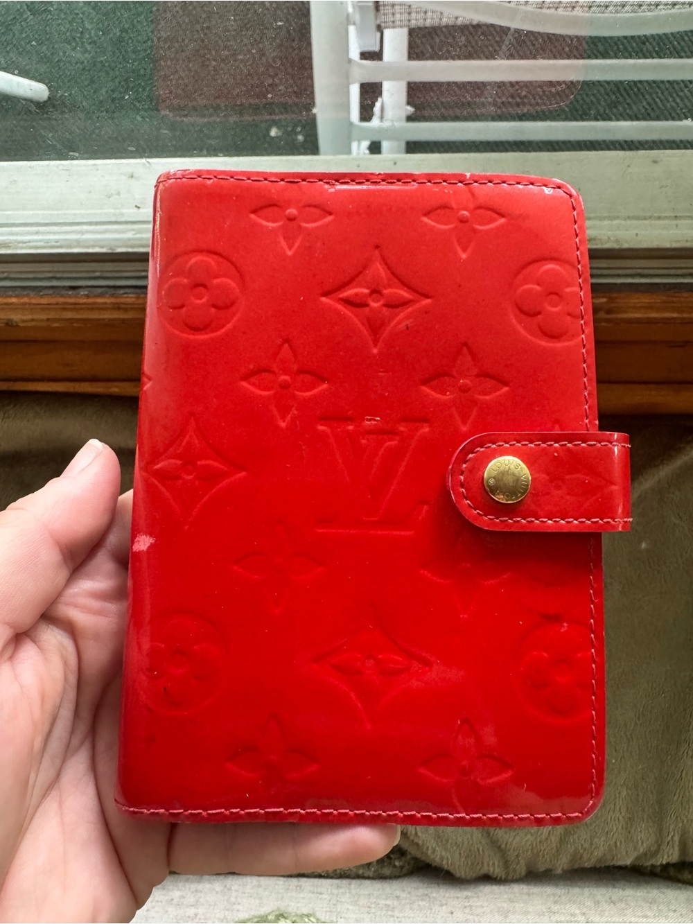 Louis Vuitton Red Vernis Agenda - PM